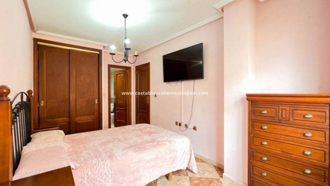 Re-salg - Apartment - Torrevieja