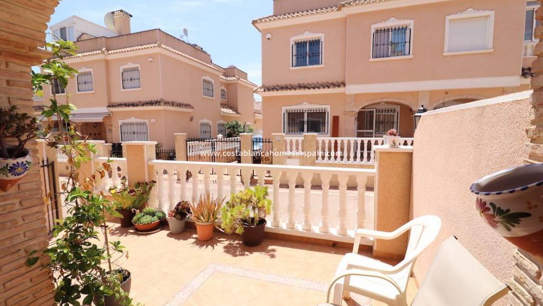 Resale - Terraced house - Orihuela Costa - Los Dolses
