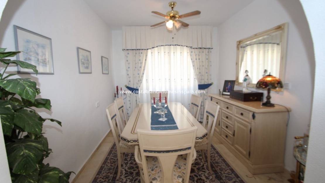 Resale - Villa - Orihuela Costa - Las Ramblas