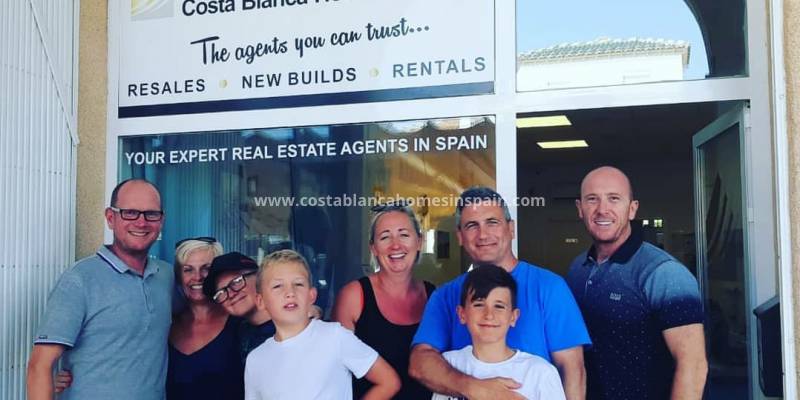 Meet some of our recent clients, sharing the experience of buying in Spain.