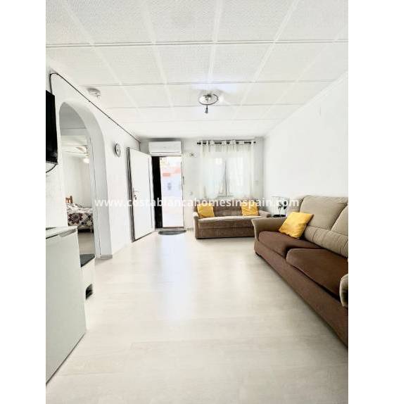 Apartment - Endursölu - Torrevieja - 1119DP