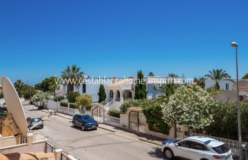 Apartment - Resale - La Zenia - Beachside