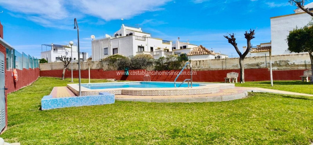 Apartment - Resale - Los Altos - Los Altos