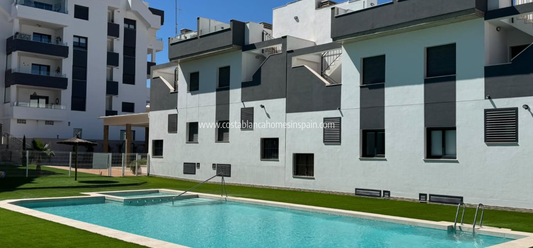 Apartment - Resale - Los Altos - Los Altos