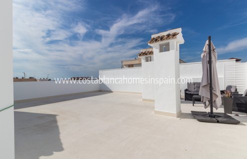 Apartment - Resale - Torrevieja - Beach