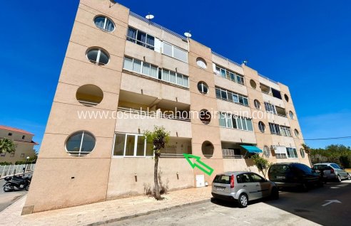 Apartment - Resale - Torrevieja - Urbanización San Luis