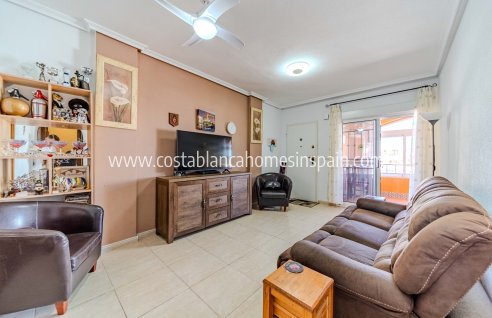 Apartment - Sale - Los Altos - Los Altos