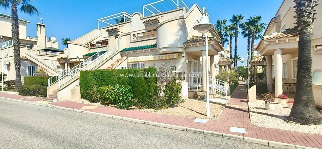 Apartment - Sale - Playa Flamenca - Orihuela Costa