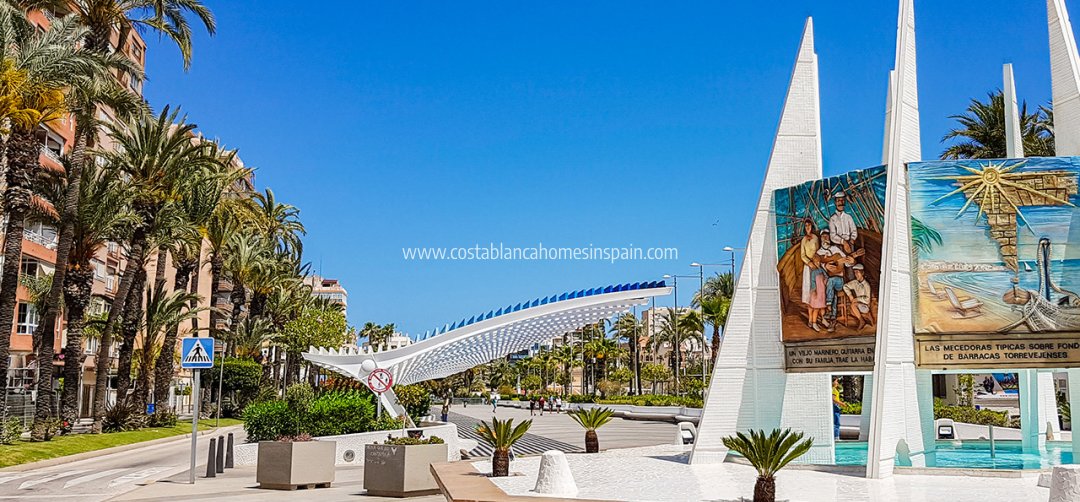 Apartment - Sale - Torrevieja - Beach