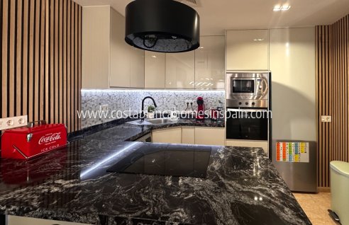 Apartment - Venta - Torrevieja - Torrevieja