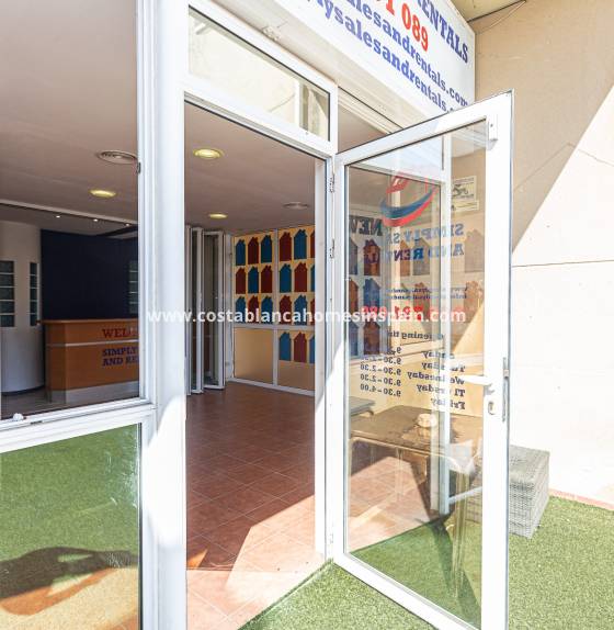 Commercial - Long Term Rental - Villamartin - 6009