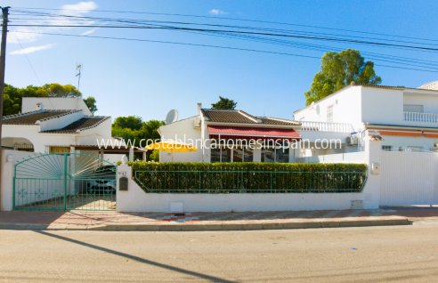 Detached Villa - Használt - Torrevieja - Urbanización San Luis