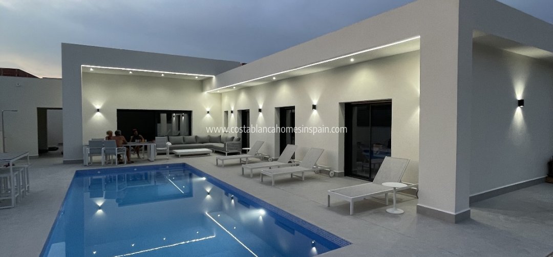 Detached Villa - New Build - La Romana - LA ROMANA