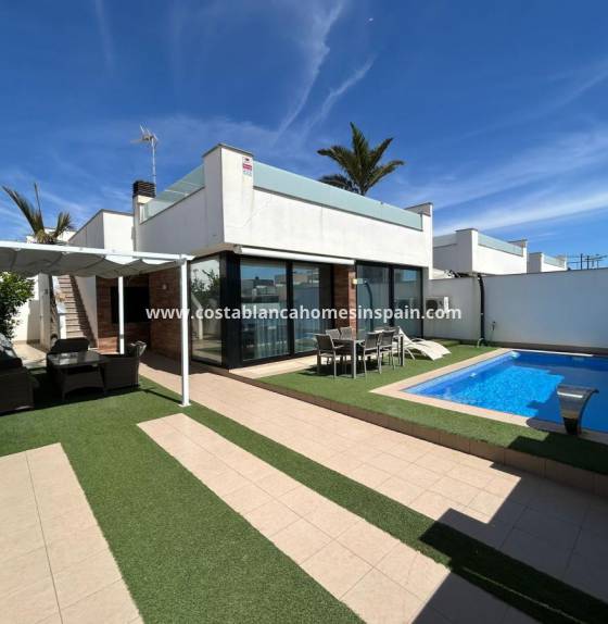 Detached Villa - Re-salg - San Pedro del Pinatar - Orihuela Costa