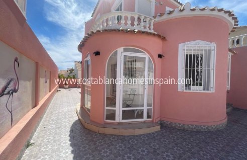 Detached Villa - Resale - Playa Flamenca - Costa Blanca South