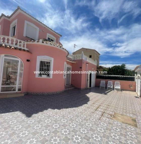 Detached Villa - Resale - Playa Flamenca - Costa Blanca South