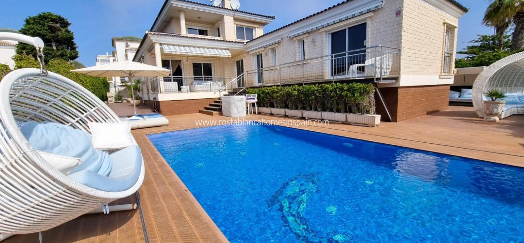 Detached Villa - Resale - Torrevieja - La Mata