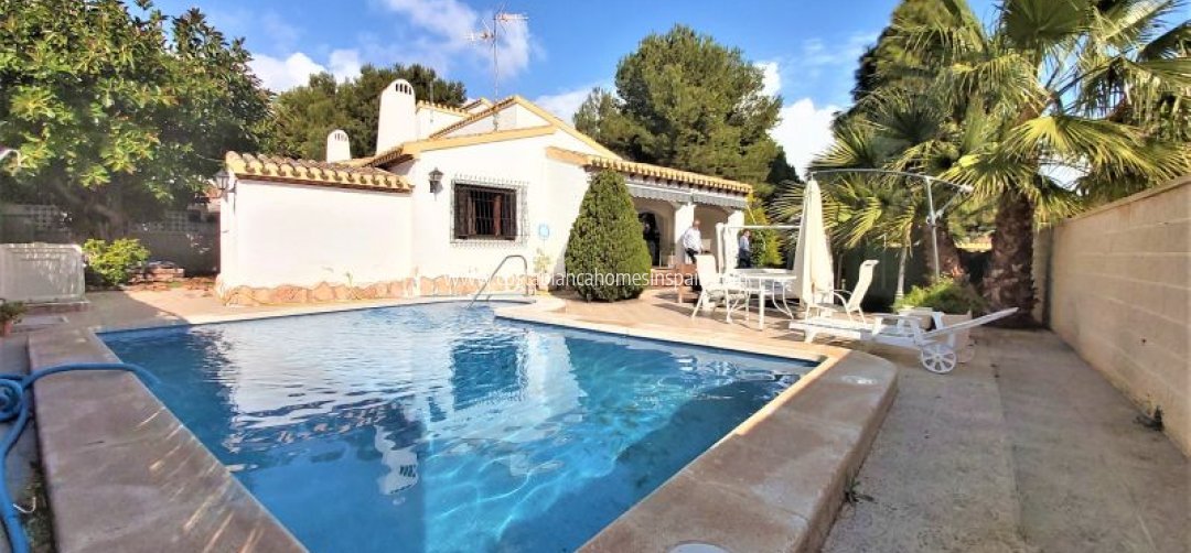 Detached Villa - Resale - Torrevieja - Torrevieja