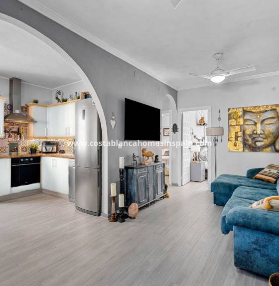 Detached Villa - Resale - Villamartin - 1101DG