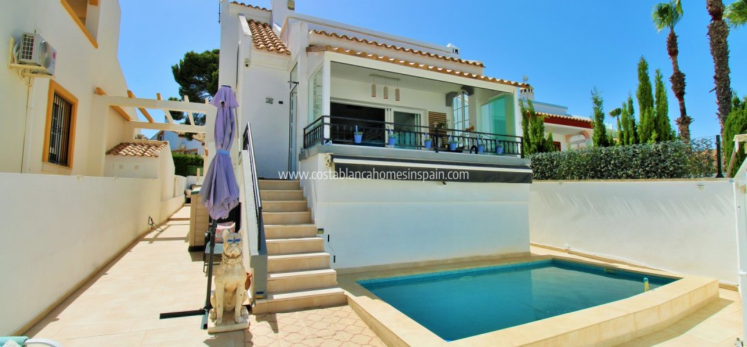 Detached Villa - Resale - Villamartin - Villamartin