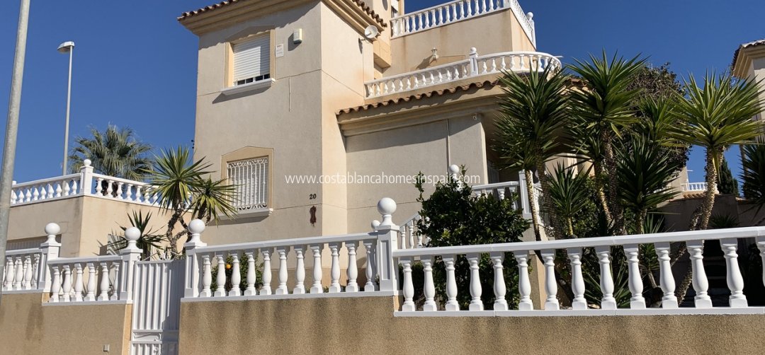 Detached Villa - Resale - Villamartin - Villamartin