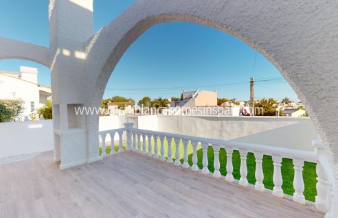 Detached Villa - Resale - Villamartin - Villamartin