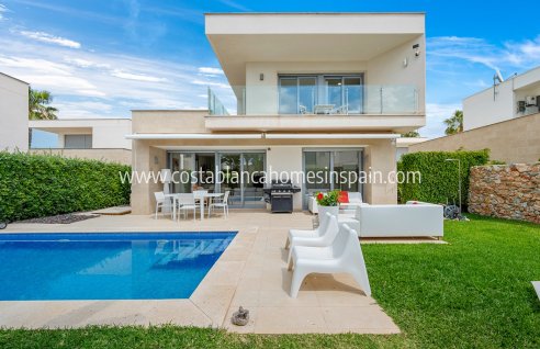 Detached Villa - Resale - Vistabella - Vistabella Golf