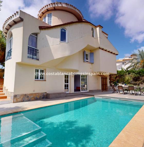 Detached Villa - Revente - Orihuela Costa - CBW-55537