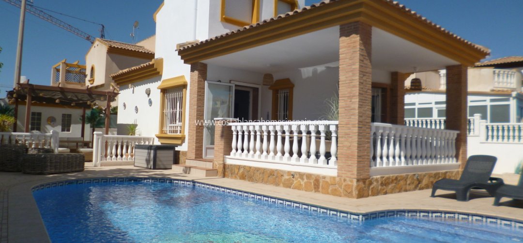 Detached Villa - Sale - Pilar de La Horadada - Pilar de la Horadada