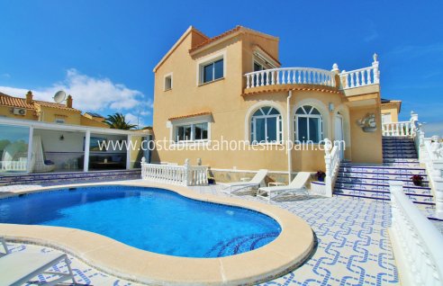 Detached Villa - Sale - Villamartin - Villamartin