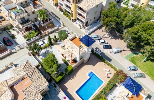 Detached Villa - Sale - Villamartin - Villamartin