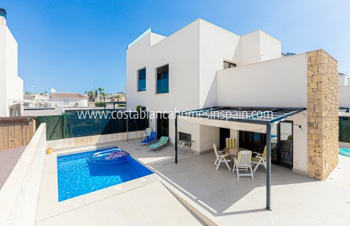 Detached Villa - Venta - Ciudad Quesada - INV-27414