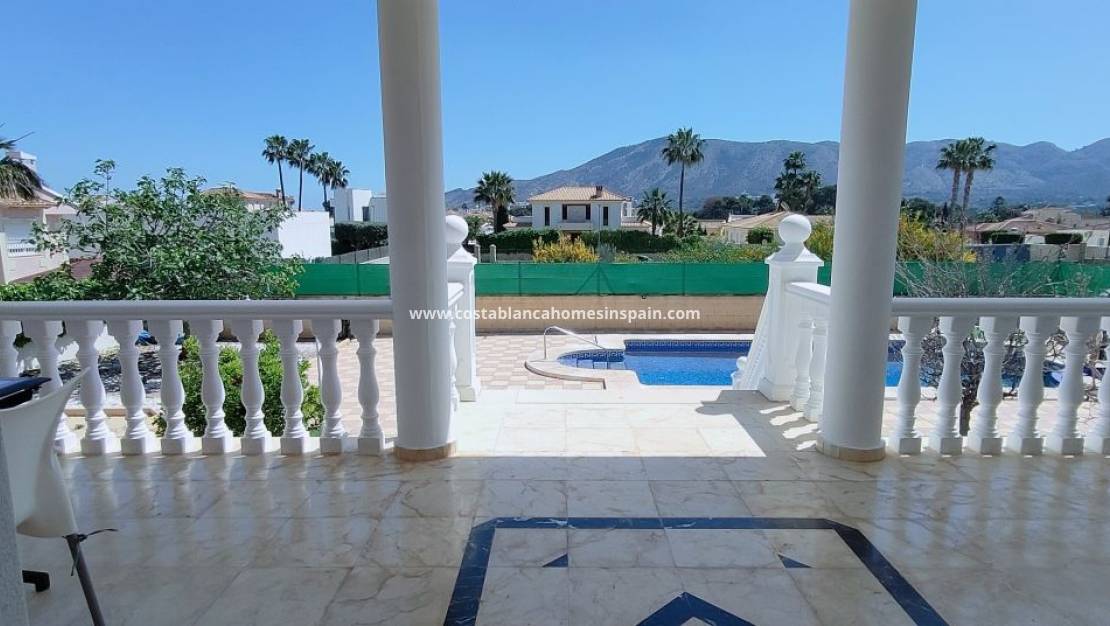 Endursölu -  - Albir