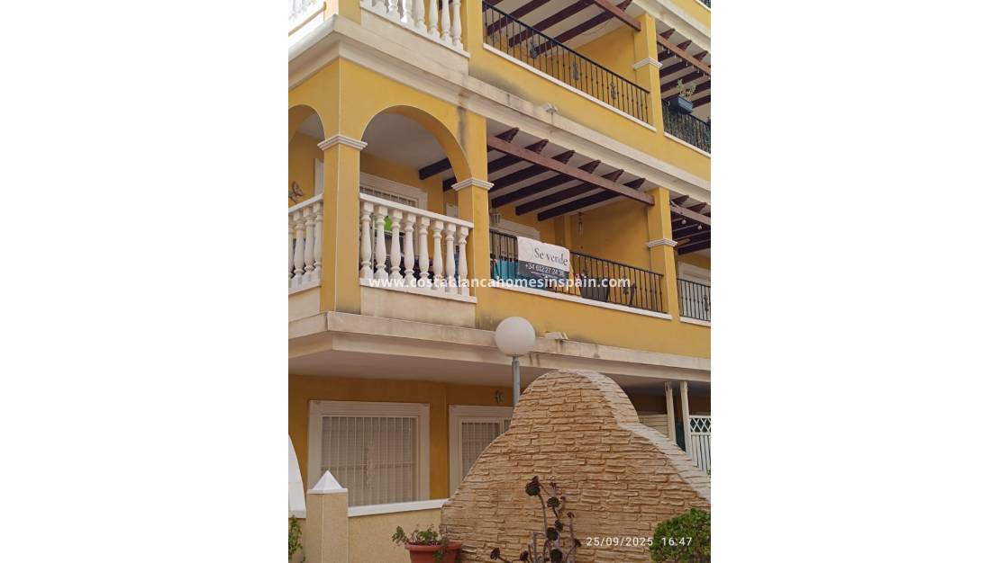 Endursölu - Apartment - Algorfa - Pueblo