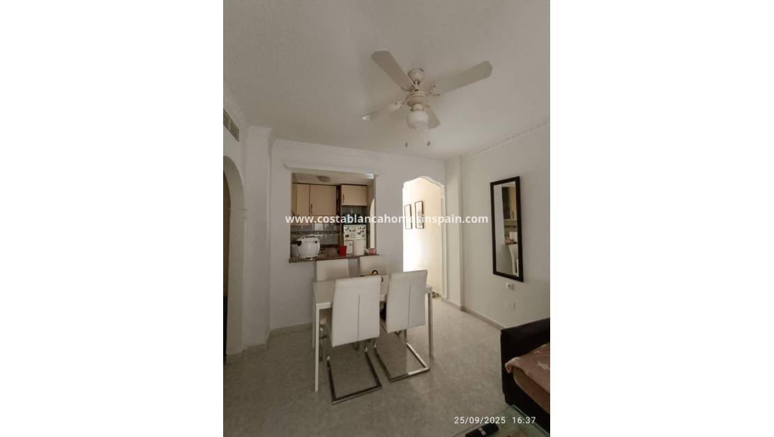 Endursölu - Apartment - Algorfa - Pueblo