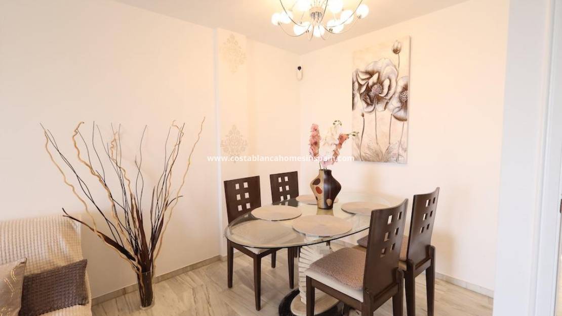 Endursölu - Apartment - Alicante - Barrio Obrero