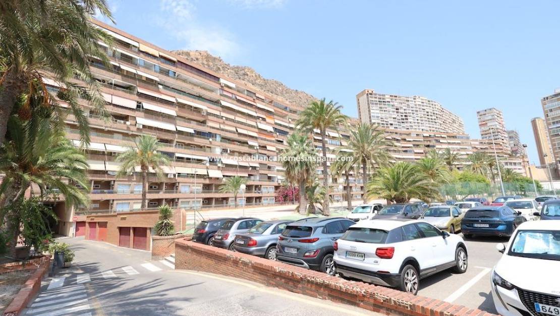 Endursölu - Apartment - Alicante - Barrio Obrero