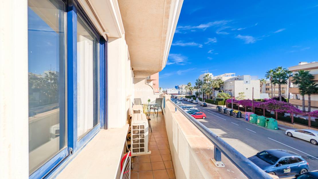 Endursölu - Apartment - Cabo Roig - Costa Blanca