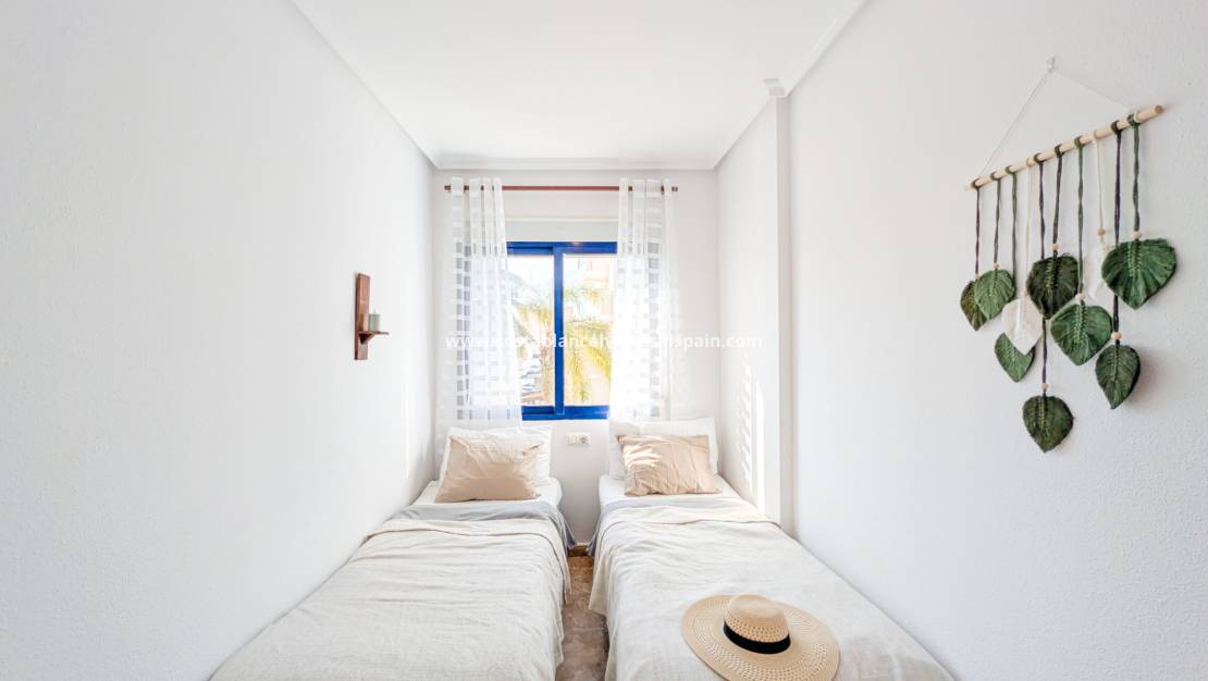 Endursölu - Apartment - Cabo Roig - Costa Blanca