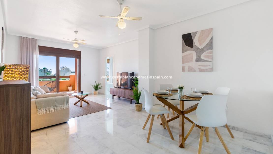 Endursölu - Apartment / flat - Orihuela Costa - Villamartín