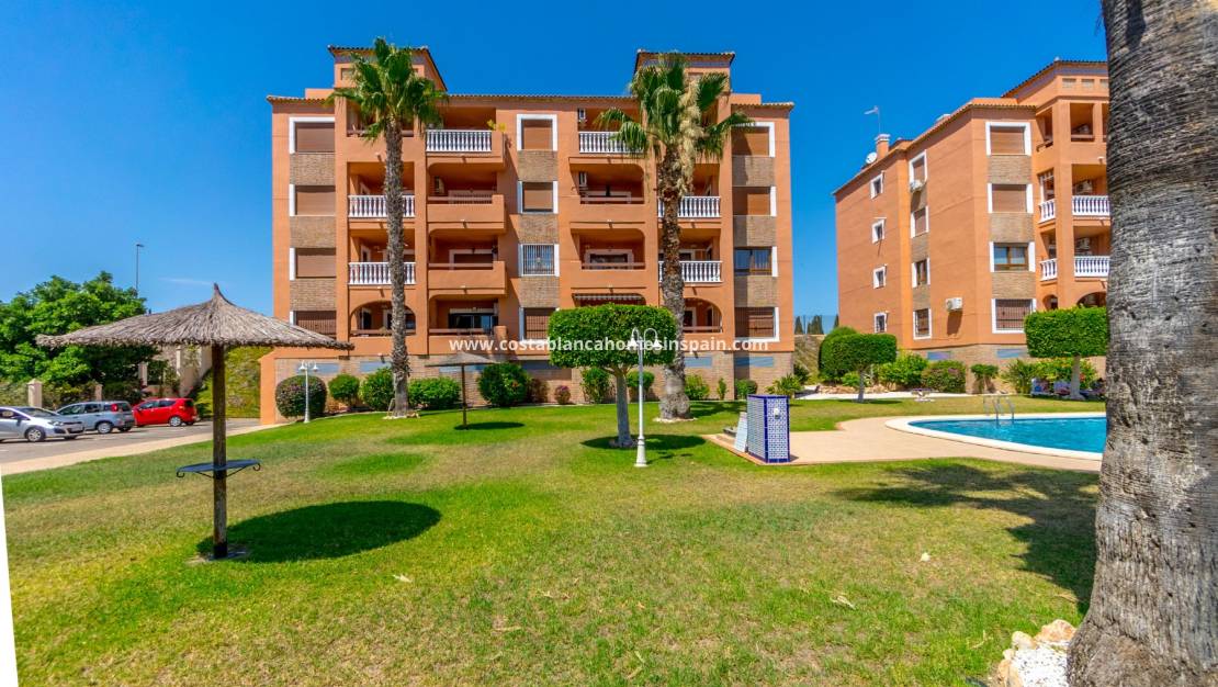 Endursölu - Apartment / flat - Orihuela Costa - Villamartín