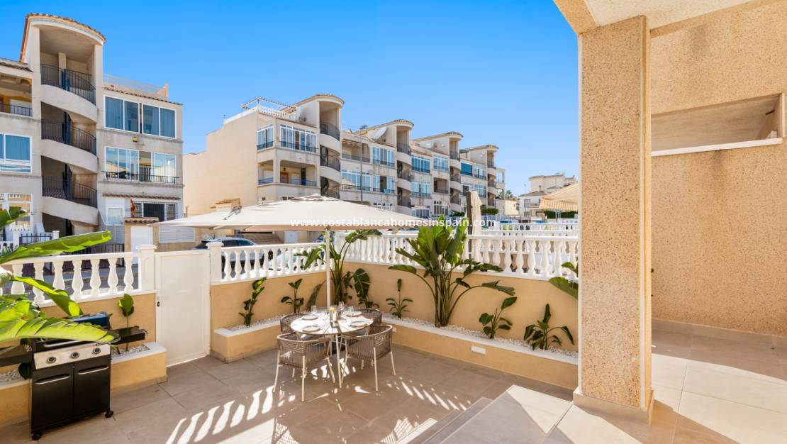 Endursölu - Apartment / flat - Torrevieja - La Ciñuela