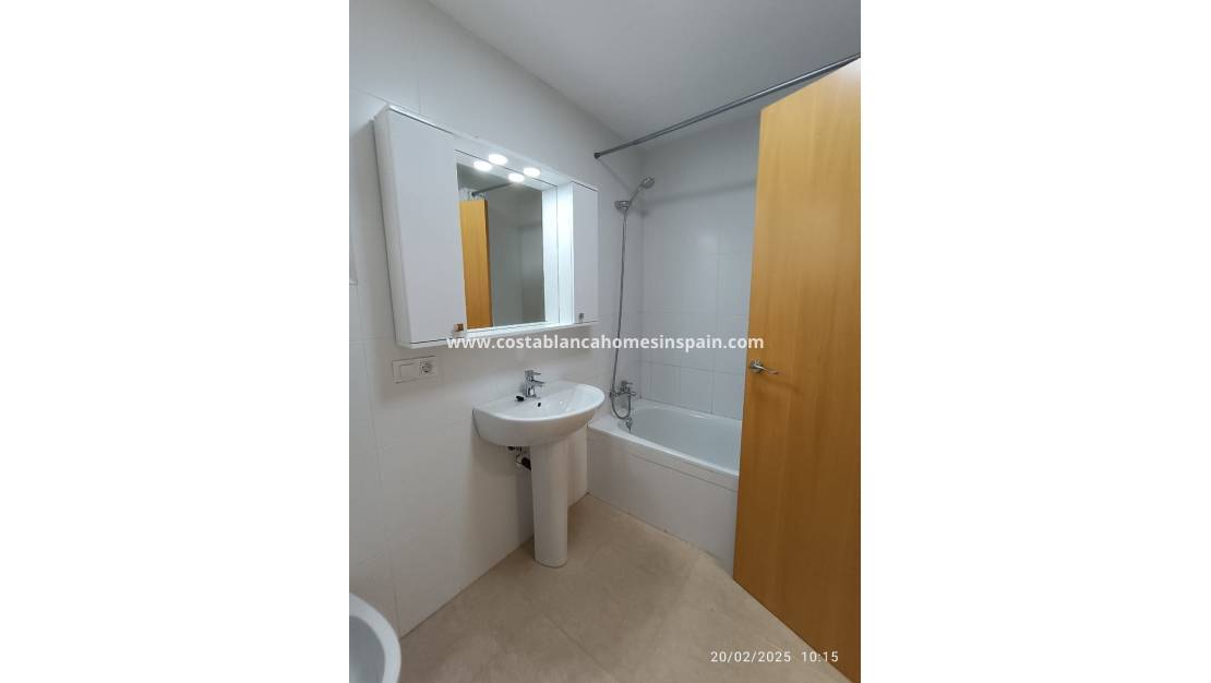 Endursölu - Apartment - Formentera del Segura - Pueblo