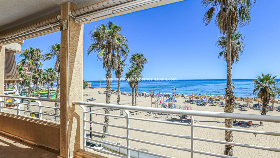 Endursölu - Apartment - La Mata