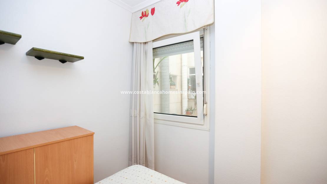 Endursölu - Apartment - La Mata