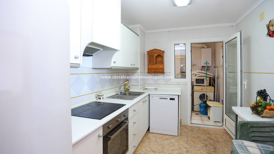 Endursölu - Apartment - La Mata