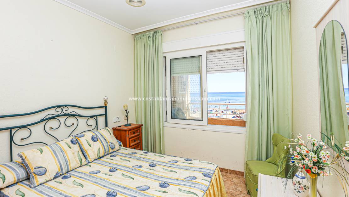 Endursölu - Apartment - La Mata