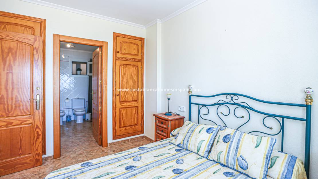 Endursölu - Apartment - La Mata