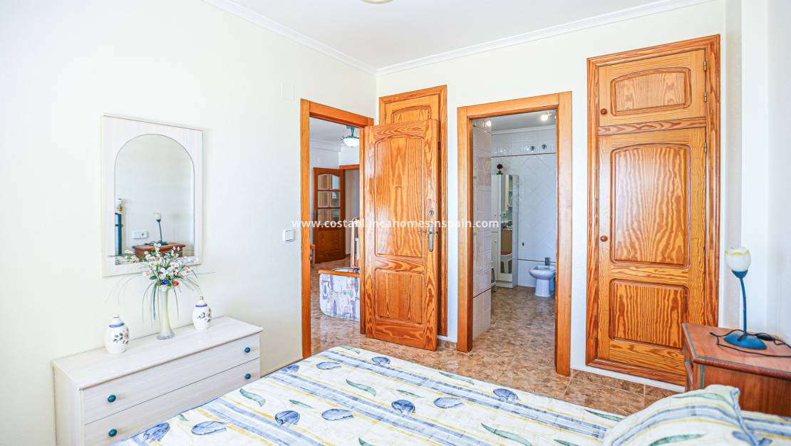 Endursölu - Apartment - La Mata