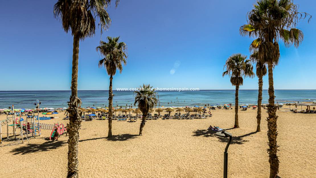 Endursölu - Apartment - La Mata